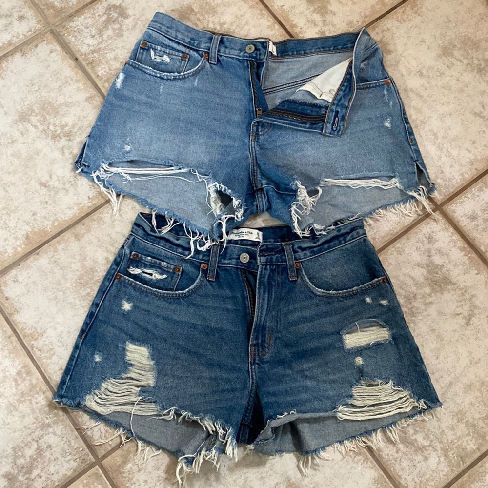 Abercrombie Curve Love Boyfriend Shorts